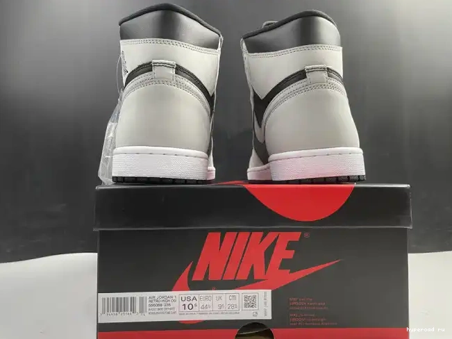 Light Smoke Air Black 555088-035 Grey Retro White Jordan 1 High 0407